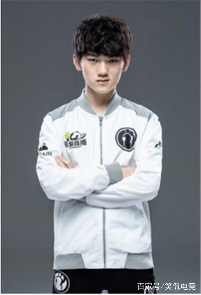 广州TTG送上新年祝福：新年夜来了，好运来了！T Zai和所有的小伙伴们新年夜快乐