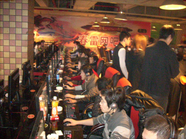 统治LEC！G2官博整活：起床！看看这是谁呀！又双叒叕进决赛啦~